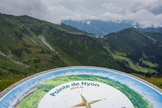 The MASSIF DU MONT BLANC (indicated on the map) is unfortunately shrouded in clouds. Did we climb 1000 meters for nothing? ;-)